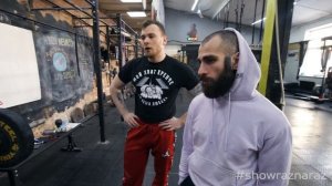 ГОГА СНОВА ШОКИРУЕТ / СТРОГИЙ ПОДЪЕМ НА БИЦЕПС