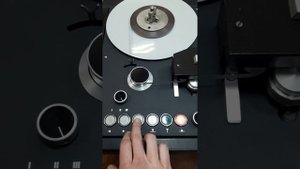 Магнитофон Tesla EMS 310 после реставрации в Музее МТУСИ