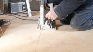 Стелим пол из фанеры 21 мм !