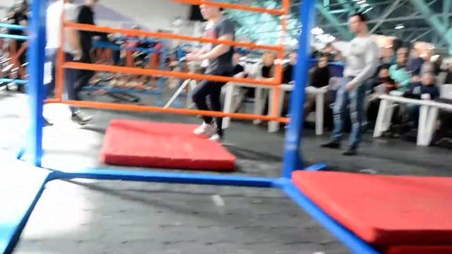 Воркаут батлы 1 раунд Глеб Казленко VS Андрей Карпович смотреть онлайн