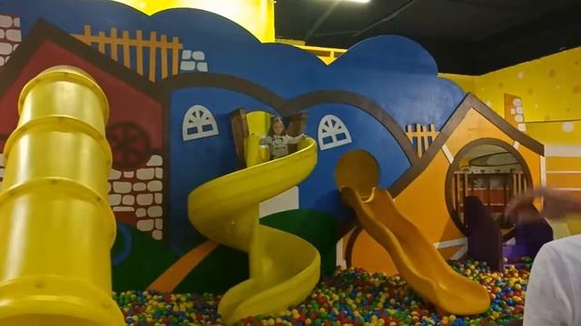 Парк развлечений для детей - ЧАЙ ЛЕНД в Люберцах смотреть онлайн