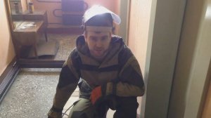 Установка входной двери / Серия дома П 30