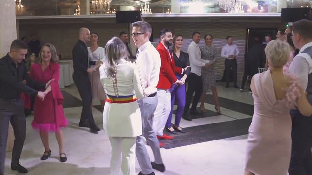 Oana Camelia Bara si Ansamblul Martisorul - Moment artistic botez смотреть онлайн