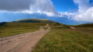 Mitsubishi pajero io 1.8 Vs 2.0  OFF ROAD SVANETI