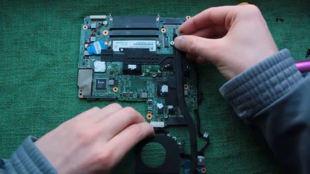 Видео инструкция по разборке нетбука Acer Aspire AS3810TG-734G32i