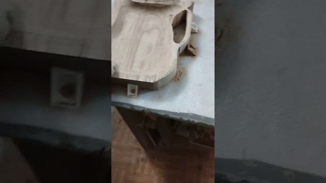 Блюдо в форме кувшина из массива дуба. смотреть онлайн