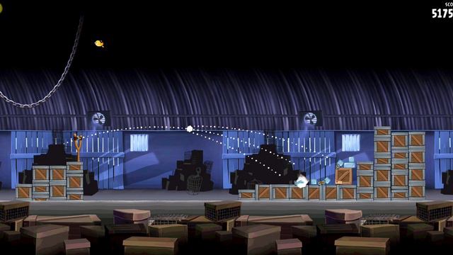 Playing the first version of angry birds Rio... смотреть онлайн