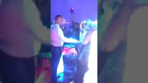 мамы поют на свадьбе детям
