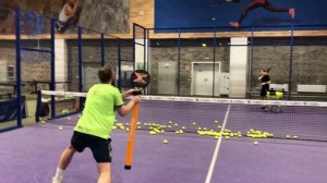 Удар слёта в падел!