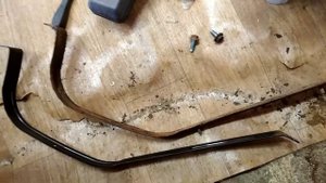 VW Bora замена лент крепления бензобака. Часть 2.