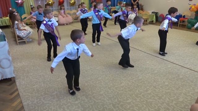 До свидания детский садик. Здравствуй школа. Крым. Гвардейское. "Теремок" 2018 год смотреть онлайн