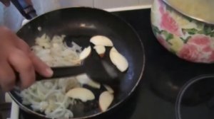 Как жарить куриную печень. | How to fry chicken livers.