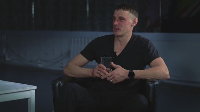 Наши люди в танце...
