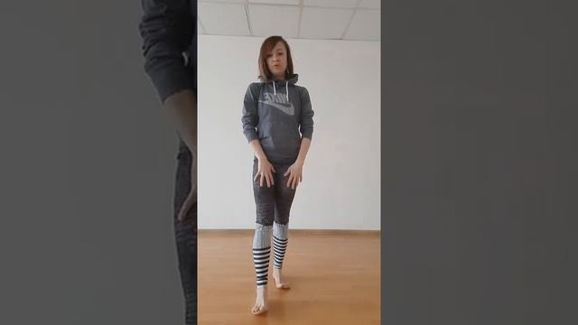 Врикшасана (поза дерева)