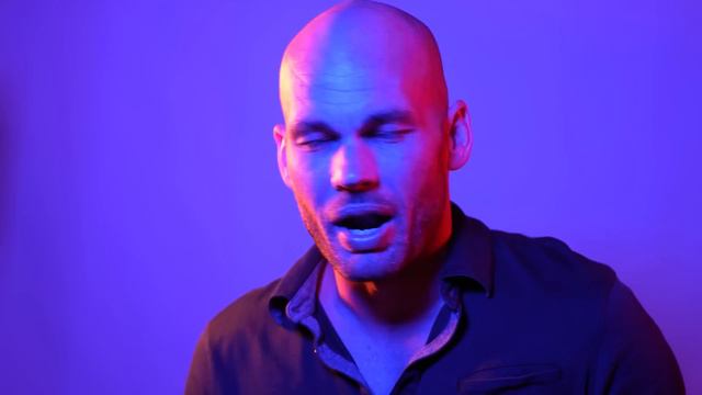 RGB Fashion Photography Lighting Tutorial смотреть онлайн