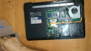 ?Ноутбук включается при подключении зарядного устройства. Asus a52f разборка и замена батарейки BIO
