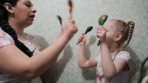 Развитие музыкально - ритмических навыков. Игра на деревянных ложках.