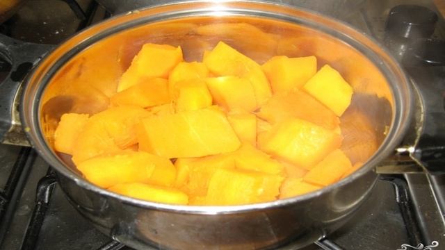 Запеченная тыква с сахаром