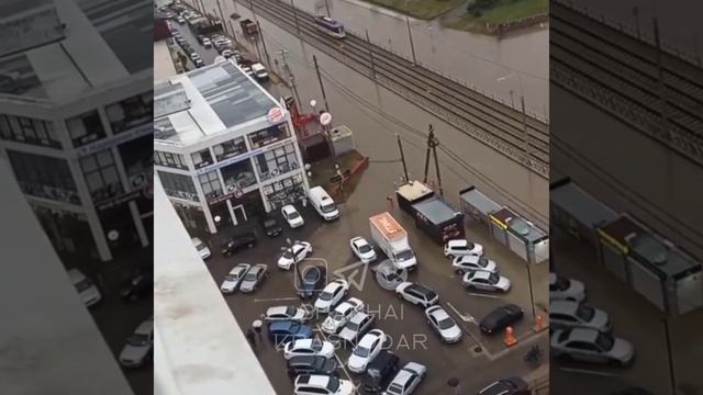 В Краснодаре прошёл ливень смотреть онлайн