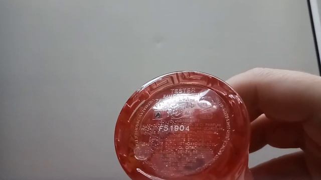 Обзор Тестера Туалетной воды для женщин Versace Red Jeans Spray 75 мл. смотреть онлайн