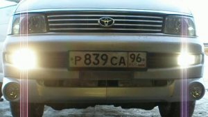 HIACE REGIUS - ПТФ-Koito White Beam и ДХО-светодиоды