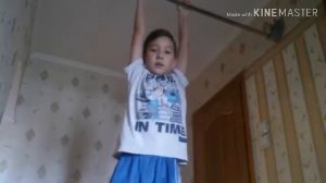 Висеть на турнике 5 минут