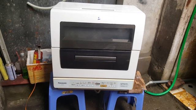 21-04-2020- Lên sóng chiếc máy rửa bát Panasonic NP-TR5 cho bác nào cần...0989897559 смотреть онлайн