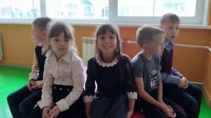 Что говорят первоклассники о профессии учитель?