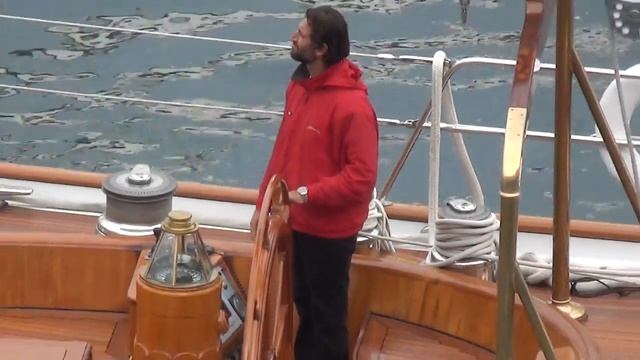 Alejandra Yacht Entering Monte Carlo Harbour смотреть онлайн