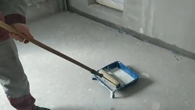 Грунтовать поверхности стен перед отделочными работами снято видео смотреть онлайн