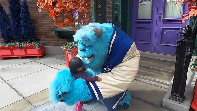 Boo meets Sulley at Disney California Adventure Park!