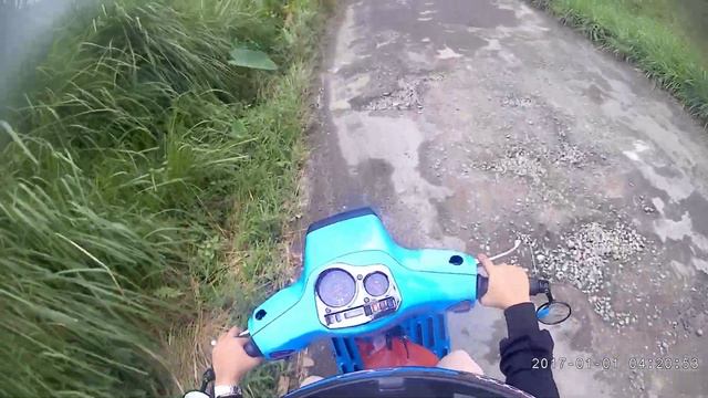 MOTOVLOG VESPA MATIC !! SUNMORI NAIK GUNUNG смотреть онлайн