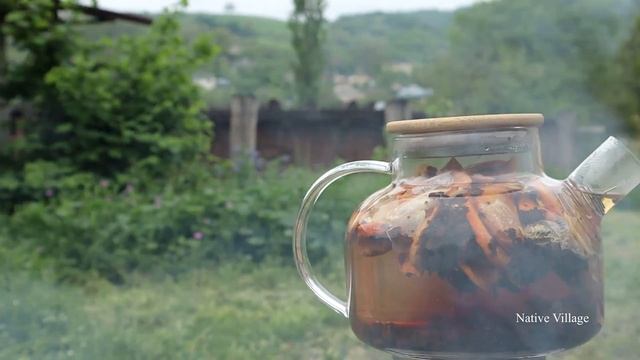 A rustic recipe for crispy chicken cooked under stone! смотреть онлайн