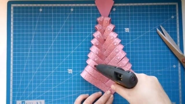 Гламурная ёлочка  из фоамирана Новый Год у ворот