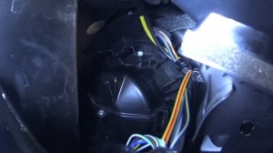 Замена вентилятора печки на Volvo