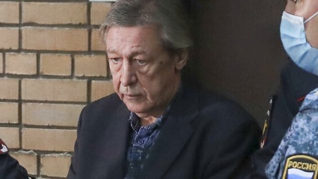 «Не знаю, как дальше жить»: Ефремов написал письмо вдове Захарова