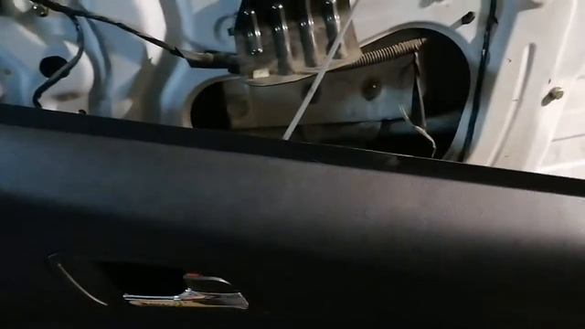 не открывается пассажирская дверь изнутри. смотреть онлайн