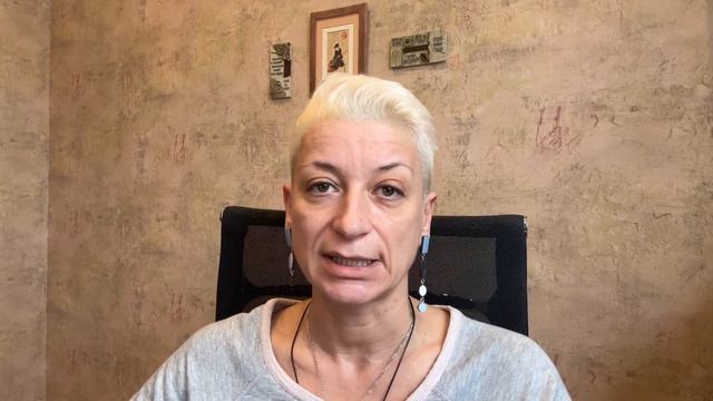 Роль личности в бизнесе. На примере Сбербанка и Почты РФ смотреть онлайн