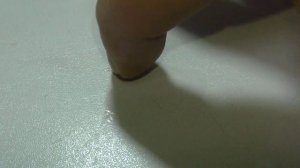 Как убрать супер клей с пальцев рук, с мебели и пластика в домашних условиях