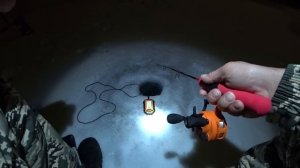 НОЧНАЯ РЫБАЛКА НА СУДАКА ЗИМОЙ! Зимняя рыбалка 2023-24! Судак на раттлины и вибы! Рыбалка на Дону!