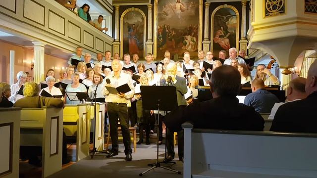 Vår beste dag - Båsmokoret смотреть онлайн