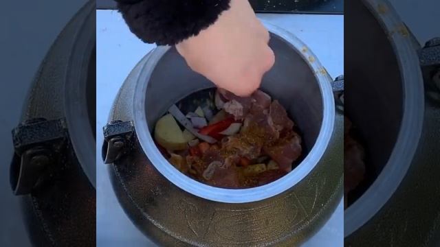 Жаркое из свинины в афганском казане.