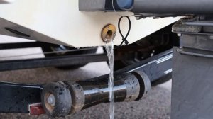 How to Winterize Volvo Penta 5.7 Gi V8 Motor | Winterizing Volvo Penta 5.7 | Volvo Penta Drain Plug