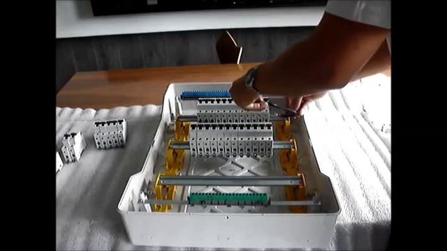 Armado de panel de 24 polos смотреть онлайн