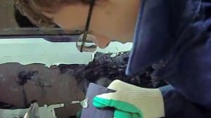 Снятие с автомобиля потрескавшейся виниловой пленки (ПЕРВЫЙ ОПЫТ)