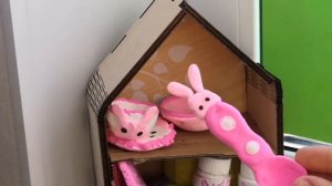 Делаем комнату для уточки Камилы?