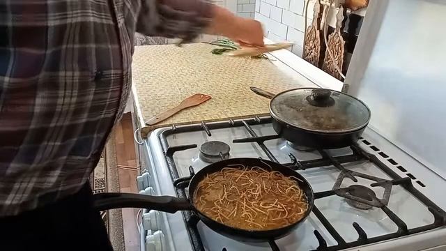 Это офигенно. ВЕРМИШЕЛЬ С ГРИБАМИ смотреть онлайн