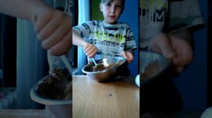 Как сделать шоколадную колбасу