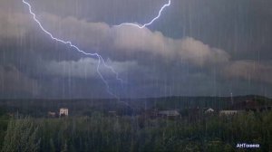 Гроза, танец молнии.