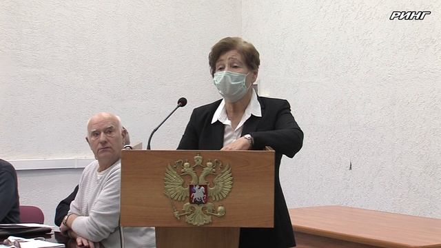 Луховицкие депутаты создали рабочую группу по проведению строительных работ на городской Аллее Слав смотреть онлайн